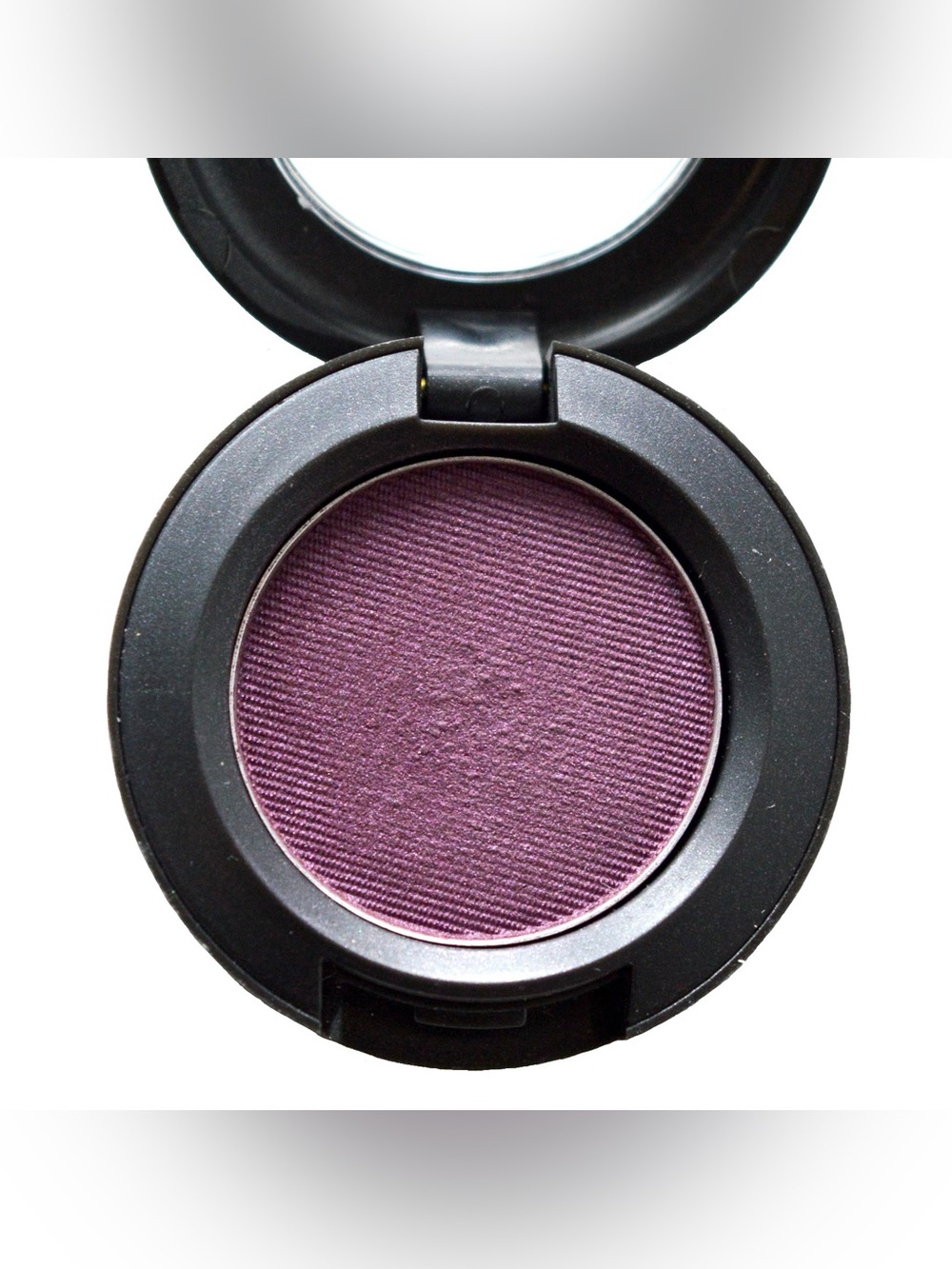 MAC Cosmetics Single Eyeshadow *NOCTURNELLE* Discontinued Like New Pearl Plum